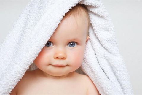 母乳喂养多久最好 母乳到2岁的石家庄捐卵宝宝智商高吗